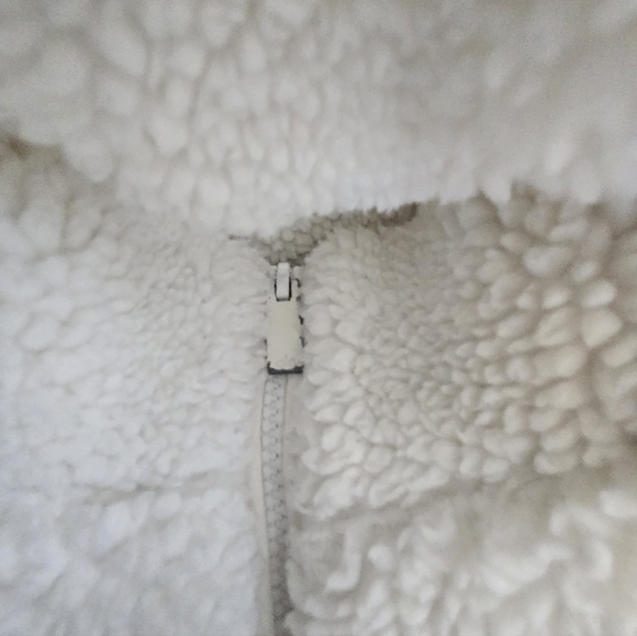 Alo Yoga Foxy Sherpa Jacket Coat in Ivory sz XS - Picture 9 of 9